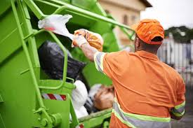 Best Commercial Junk Removal  in Bismarck, ND